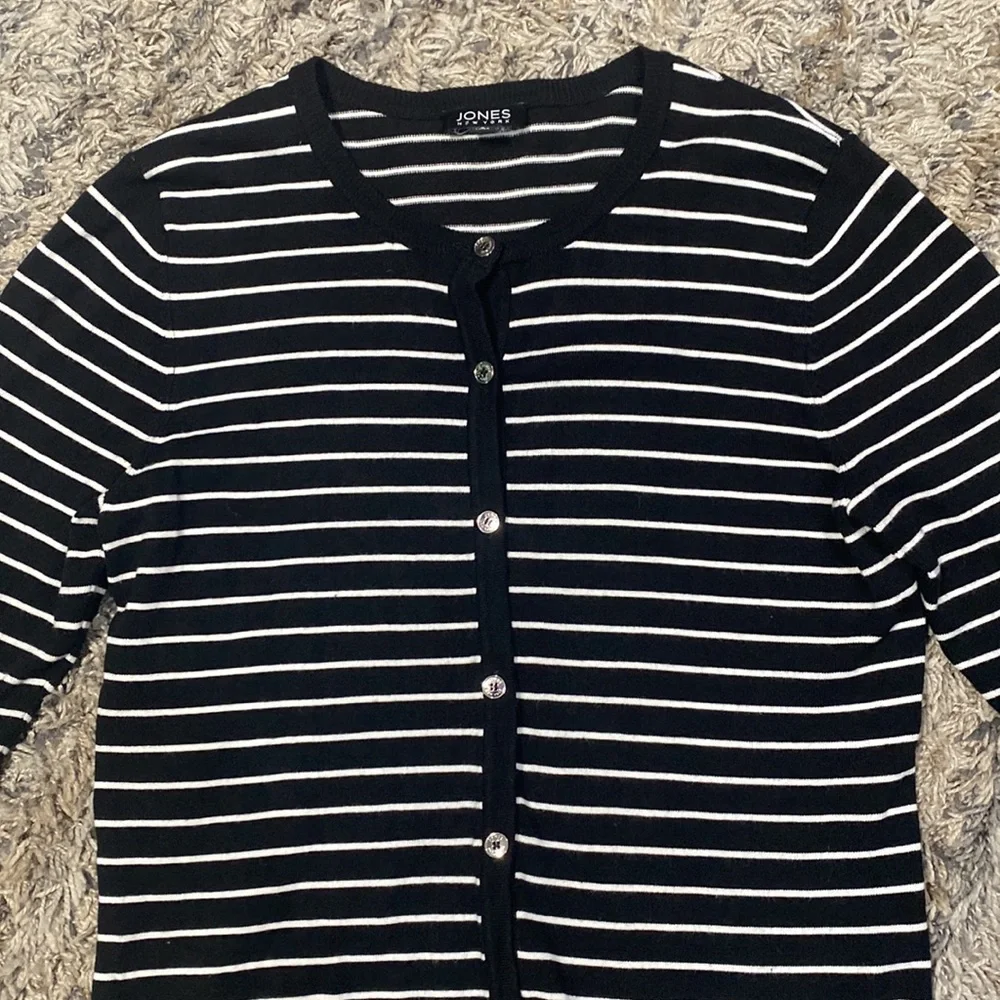 Jones, New York, black white striped cardigan, long sleeve, size small - Picture 2 of 5